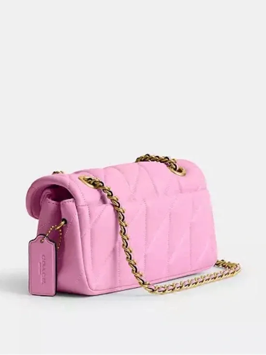 Coach Tabby Shoulder Bag 20
With Pillow Quilting - Picture 3 of 7